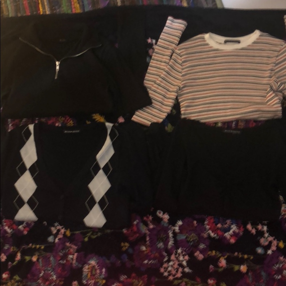Brandy Melville top collection
